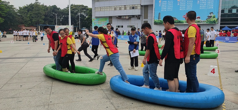 ҵļʯڰ˽ְȤζ˶ڲ塰Ƚ